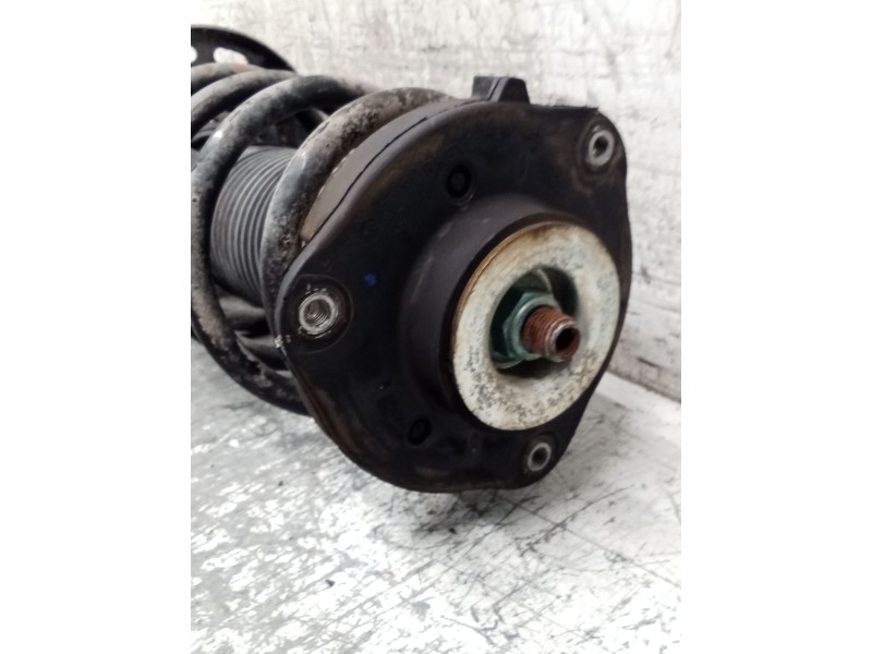 Recambio de amortiguador delantero derecho para volkswagen eos (1f7, 1f8) 2.0 fsi referencia OEM IAM VWA1T0413031HP  