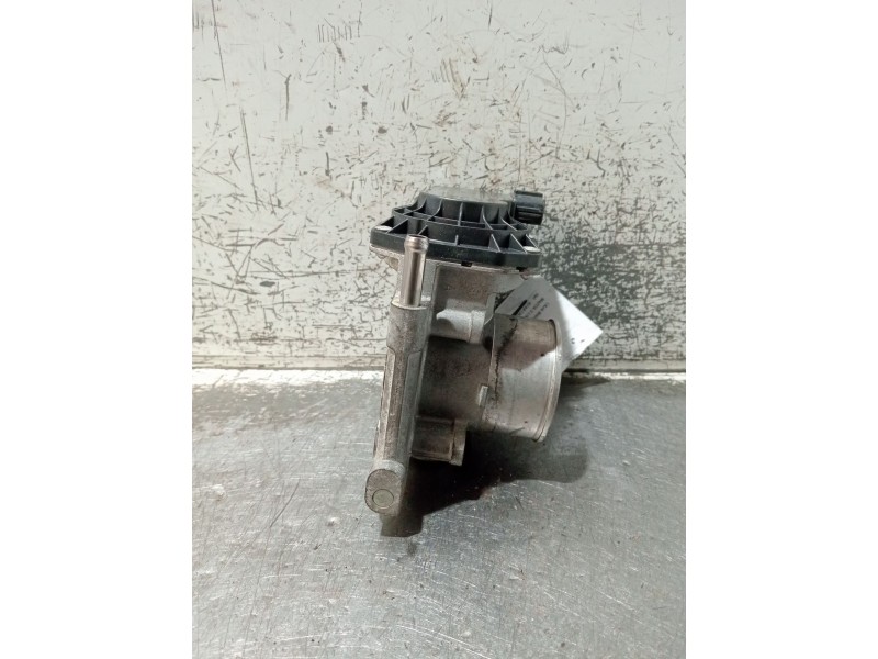 Recambio de caja mariposa para mazda 3 lim. (bl) 2.2 turbodiesel cat referencia OEM IAM R2AA136B0  