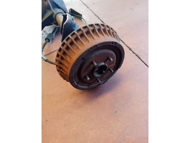 Recambio de puente trasero para buick century estate wagon referencia OEM IAM   TAMBOR