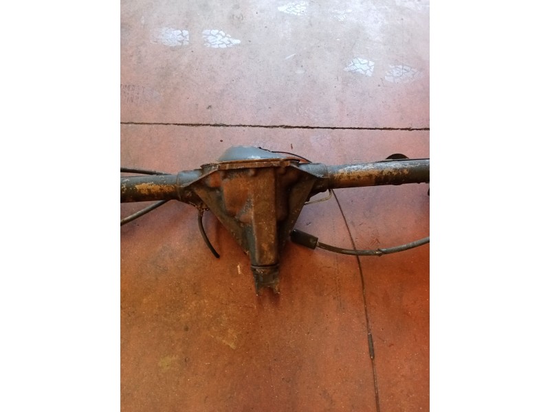 Recambio de puente trasero para buick century estate wagon referencia OEM IAM   TAMBOR