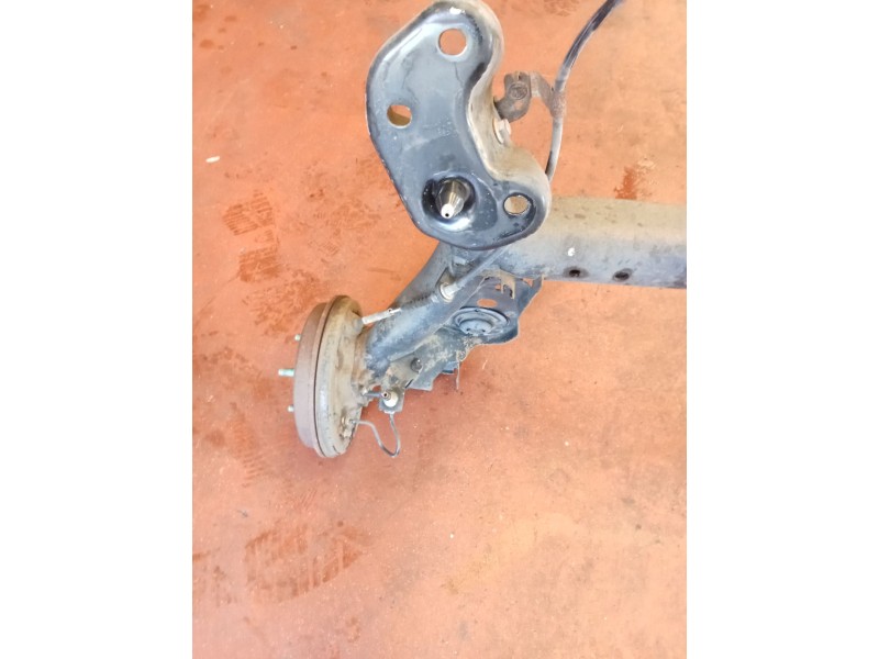 Recambio de puente trasero para ford fiesta vi (cb1, ccn) 1.25 referencia OEM IAM E10076AS0860  TAMBOR/ABS