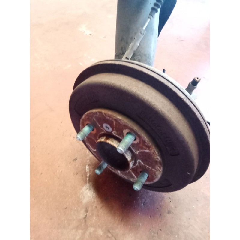 Recambio de puente trasero para ford fiesta vi (cb1, ccn) 1.25 referencia OEM IAM E10076AS0860  TAMBOR/ABS