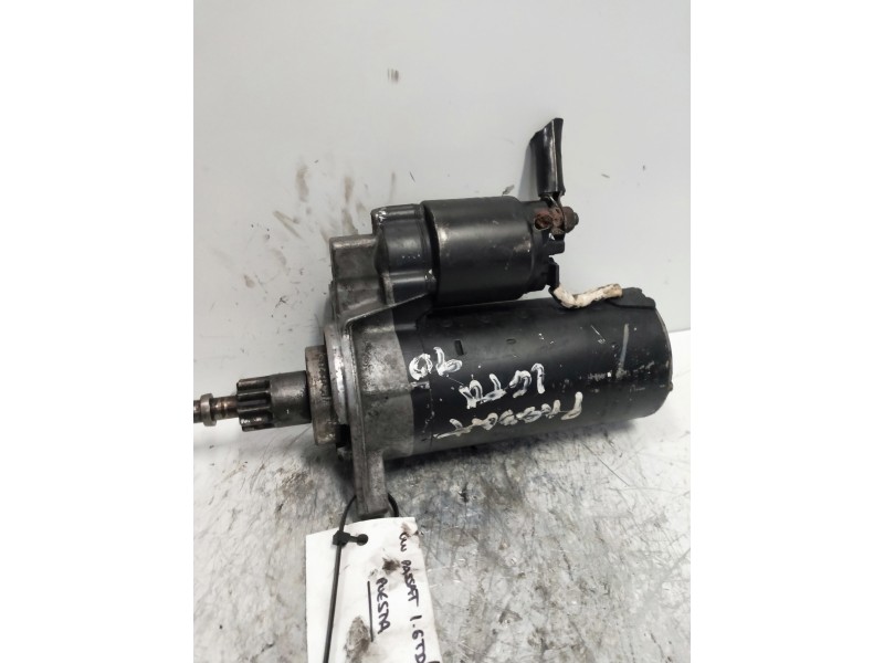 Recambio de motor arranque para volkswagen passat variant (315) gl referencia OEM IAM 0001110023 BOSCH 