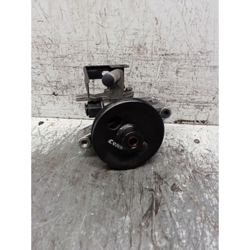 Recambio de bomba direccion para kia sportage ii (je_, km_) 2.0 i 16v referencia OEM IAM 7118B307  