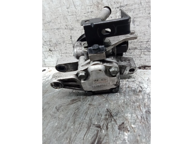 Recambio de bomba direccion para kia sportage ii (je_, km_) 2.0 i 16v referencia OEM IAM 7118B307  