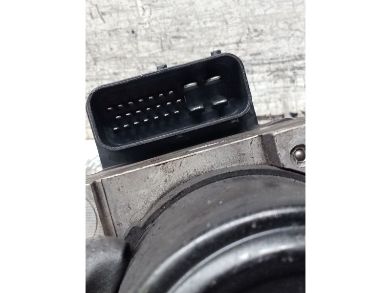 Recambio de abs para kia sportage ii (je_, km_) 2.0 i 16v referencia OEM IAM 5WY7507B 589202E000 