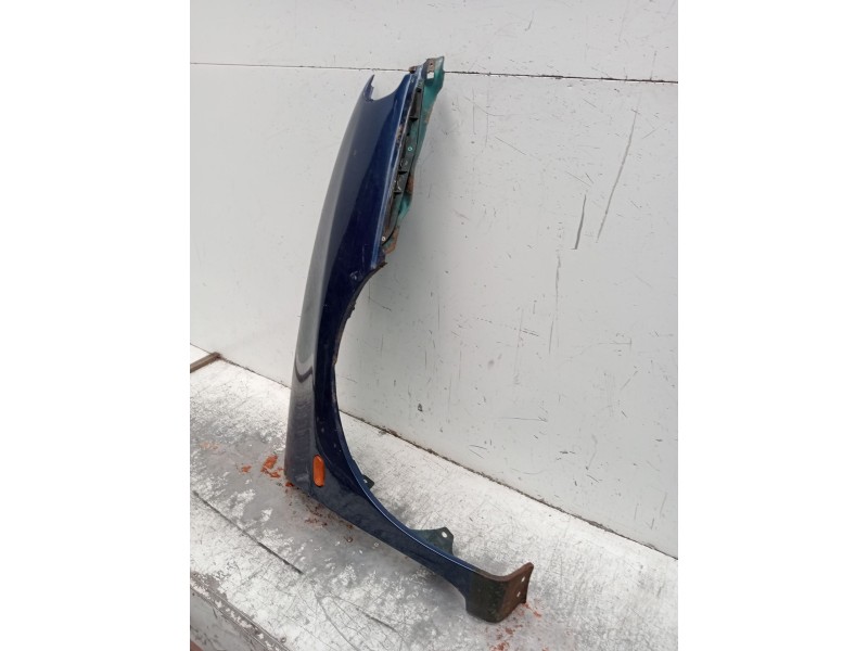 Recambio de aleta delantera derecha para seat cordoba (6k1, 6k2) 1.4 i referencia OEM IAM   