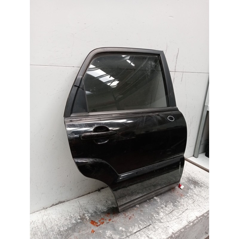 Recambio de puerta trasera derecha para kia sportage ii (je_, km_) 2.0 i 16v referencia OEM IAM   5P