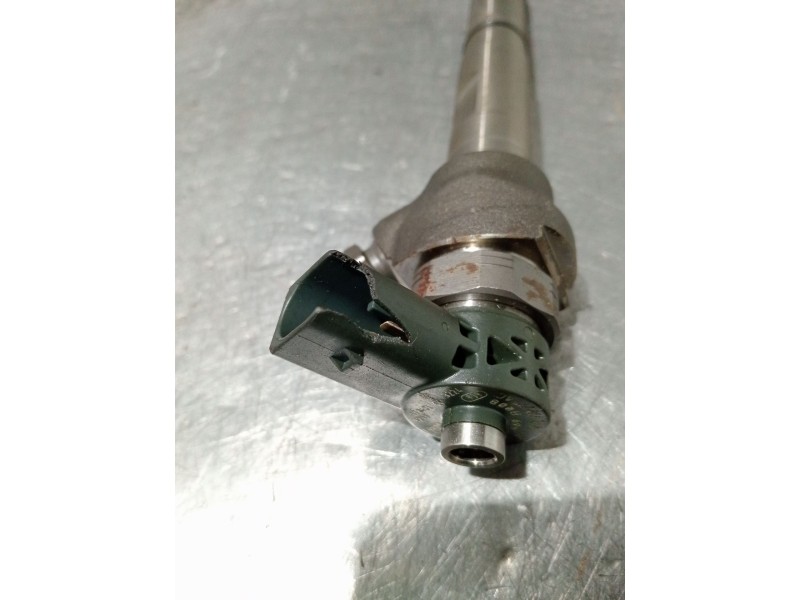 Recambio de inyector para skoda octavia iii (5e3, nl3, nr3) 2.0 tdi referencia OEM IAM 04L130277AC 0445110469 BOSCH