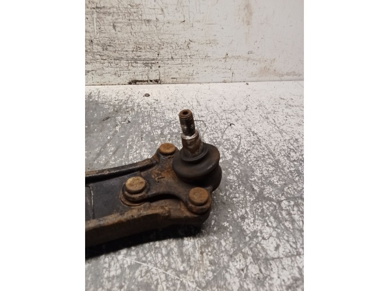 Recambio de brazo suspension inferior delantero izquierdo para volkswagen eos (1f7, 1f8) 2.0 fsi referencia OEM IAM 1K0199295E  