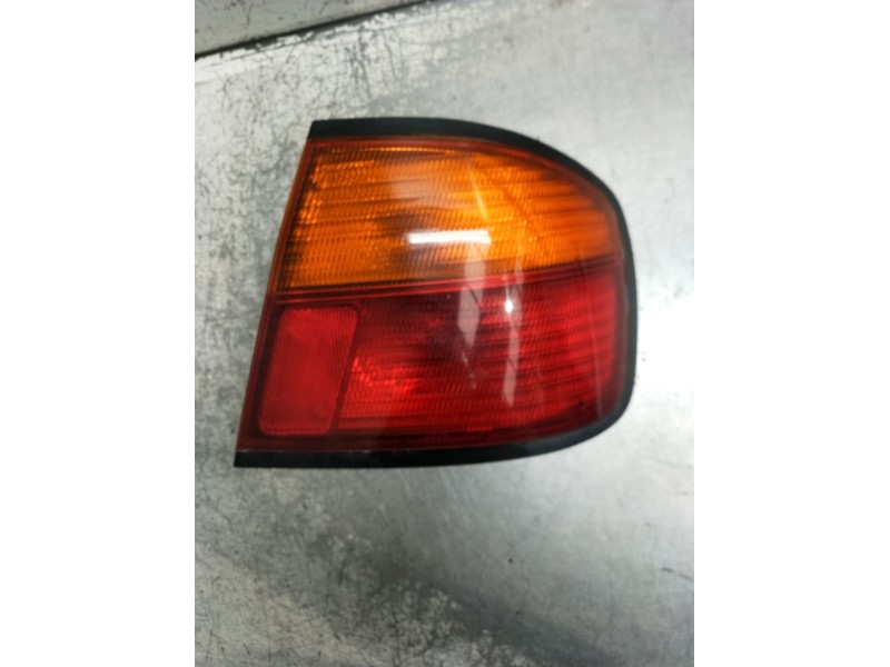 Recambio de piloto trasero derecho para nissan primera hatchback (p11) 1.6 16v referencia OEM IAM   