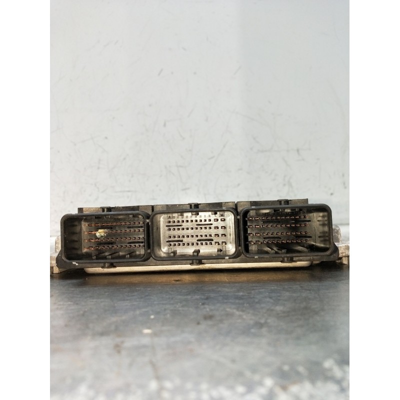 Recambio de centralita motor uce para land rover freelander 2 (l359) 2.2 td4 4x4 referencia OEM IAM 0281013202  