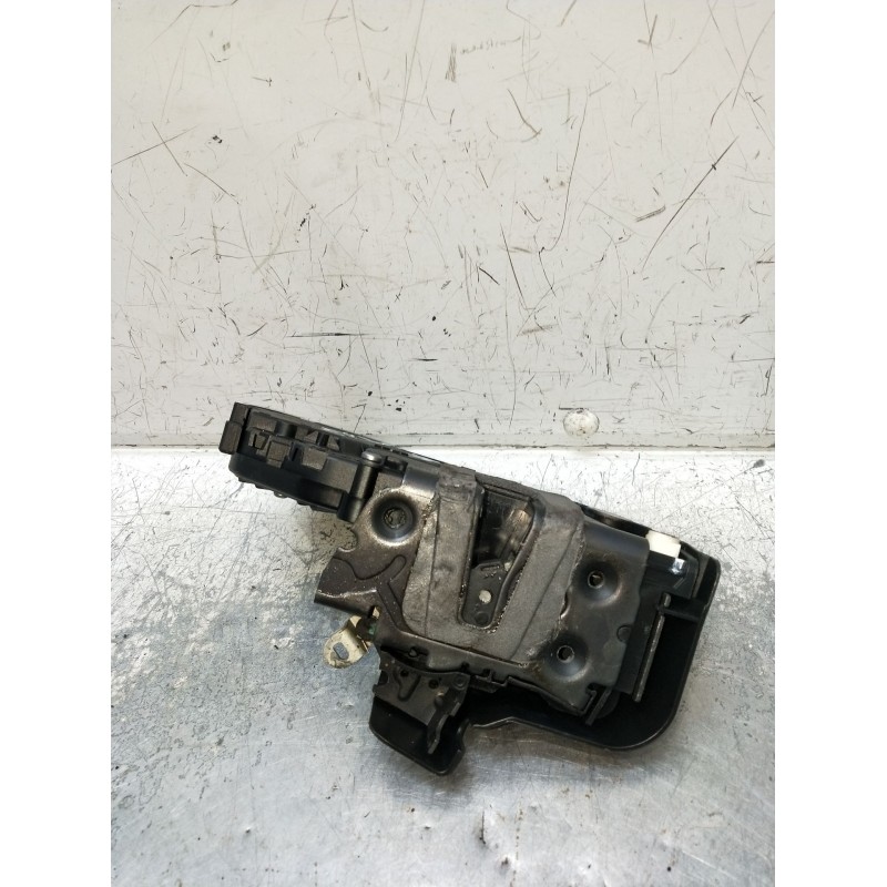 Recambio de motor cierre centralizado trasero derecho para land rover freelander 2 (l359) 2.2 td4 4x4 referencia OEM IAM 7H5A264