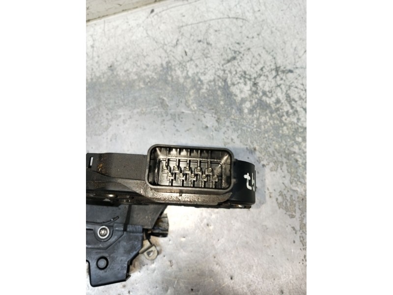 Recambio de motor cierre centralizado trasero derecho para land rover freelander 2 (l359) 2.2 td4 4x4 referencia OEM IAM 7H5A264