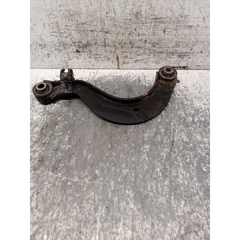 Recambio de brazo suspension inferior trasero derecho para volkswagen eos (1f7, 1f8) 2.0 fsi referencia OEM IAM 1K0505323N  