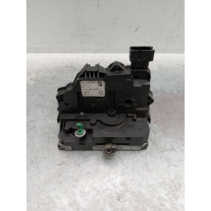 Recambio de motor cierre centralizado delantero izquierdo para fiat grande punto (199_) 1.3 d multijet referencia OEM IAM 517975