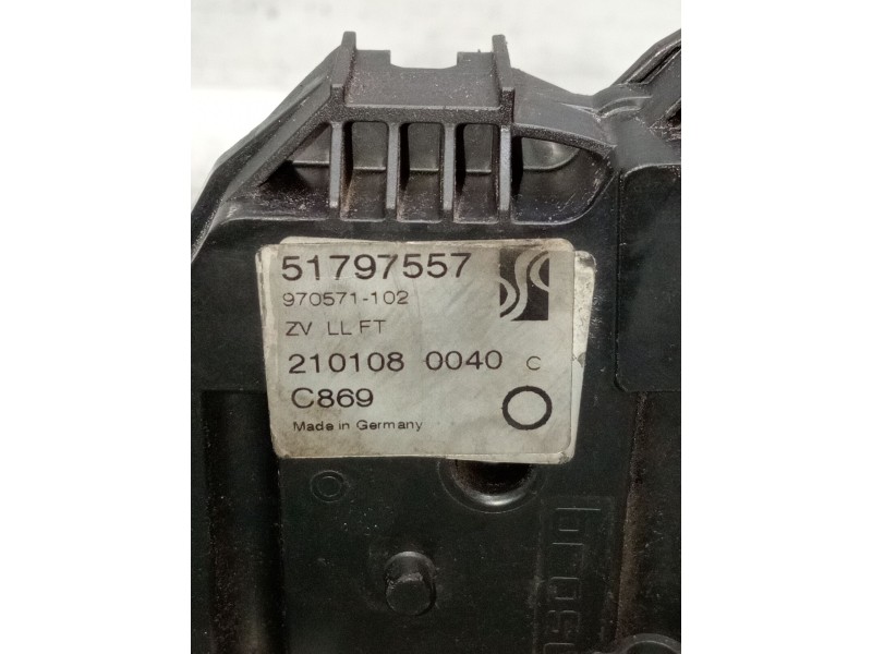 Recambio de motor cierre centralizado delantero izquierdo para fiat grande punto (199_) 1.3 d multijet referencia OEM IAM 517975