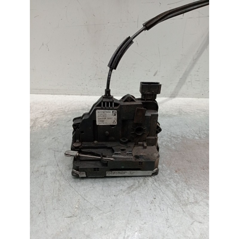 Recambio de motor cierre centralizado trasero izquierdo para fiat grande punto (199_) 1.3 d multijet referencia OEM IAM 51797569