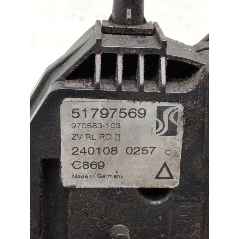Recambio de motor cierre centralizado trasero izquierdo para fiat grande punto (199_) 1.3 d multijet referencia OEM IAM 51797569