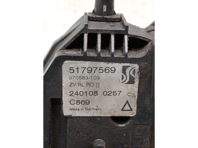 Recambio de motor cierre centralizado trasero izquierdo para fiat grande punto (199_) 1.3 d multijet referencia OEM IAM 51797569