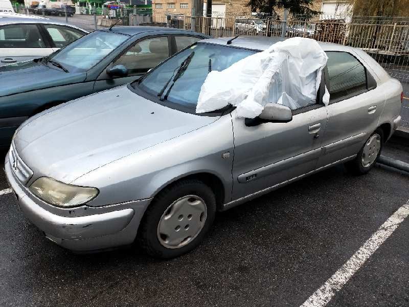 citroen xsara berlina del año 1999
