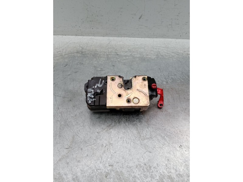 Recambio de motor cierre centralizado trasero izquierdo para citroën xsara (n1) 1.4 hdi referencia OEM IAM  5p 