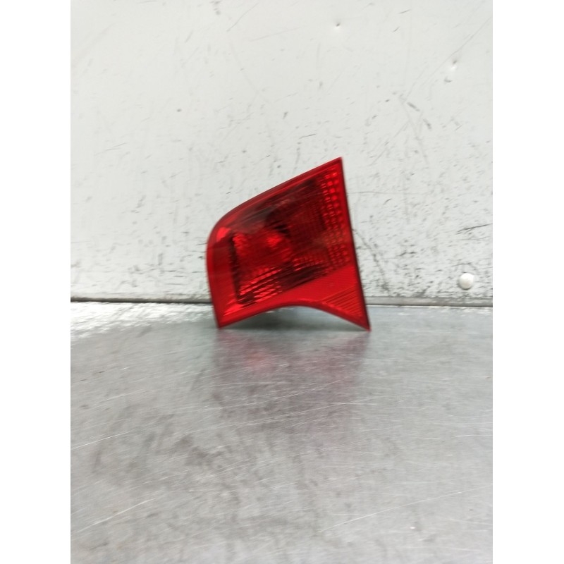 Recambio de piloto trasero derecho interior para audi a4 b7 (8ec) 2.0 tdi 16v referencia OEM IAM 01702422 96503802 8E5945094A
