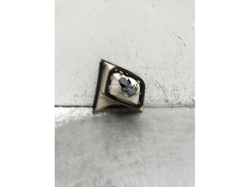 Recambio de piloto trasero derecho interior para audi a4 b7 (8ec) 2.0 tdi 16v referencia OEM IAM 01702422 96503802 8E5945094A