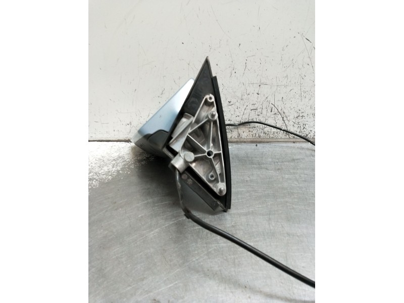 Recambio de retrovisor izquierdo para audi a4 b7 (8ec) 2.0 tdi 16v referencia OEM IAM  eléctrico 