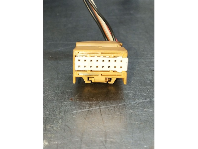 Recambio de retrovisor izquierdo para audi a4 b7 (8ec) 2.0 tdi 16v referencia OEM IAM  eléctrico 