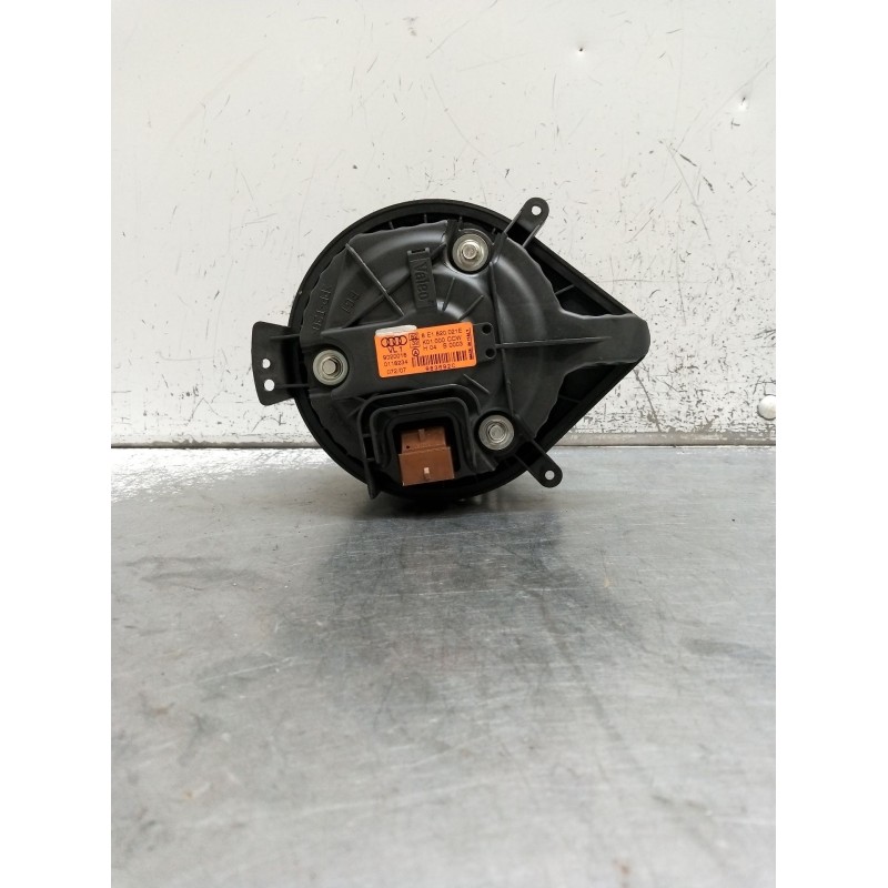 Recambio de motor calefaccion para audi a4 b7 (8ec) 2.0 tdi 16v referencia OEM IAM 8E1820021E H04S0003 