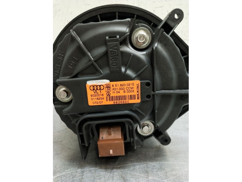 Recambio de motor calefaccion para audi a4 b7 (8ec) 2.0 tdi 16v referencia OEM IAM 8E1820021E H04S0003 