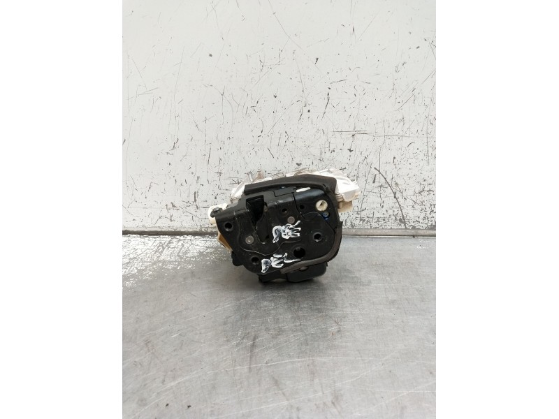 Recambio de motor cierre centralizado delantero derecho para audi a4 b7 (8ec) 2.0 tdi 16v referencia OEM IAM 8E1837016AA 4P 