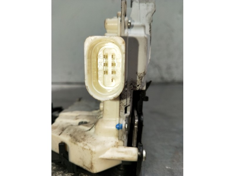 Recambio de motor cierre centralizado delantero derecho para audi a4 b7 (8ec) 2.0 tdi 16v referencia OEM IAM 8E1837016AA 4P 