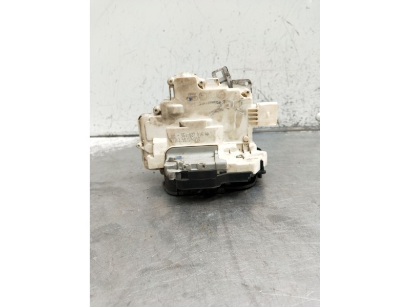 Recambio de motor cierre centralizado delantero derecho para audi a4 b7 (8ec) 2.0 tdi 16v referencia OEM IAM 8E1837016AA 4P 