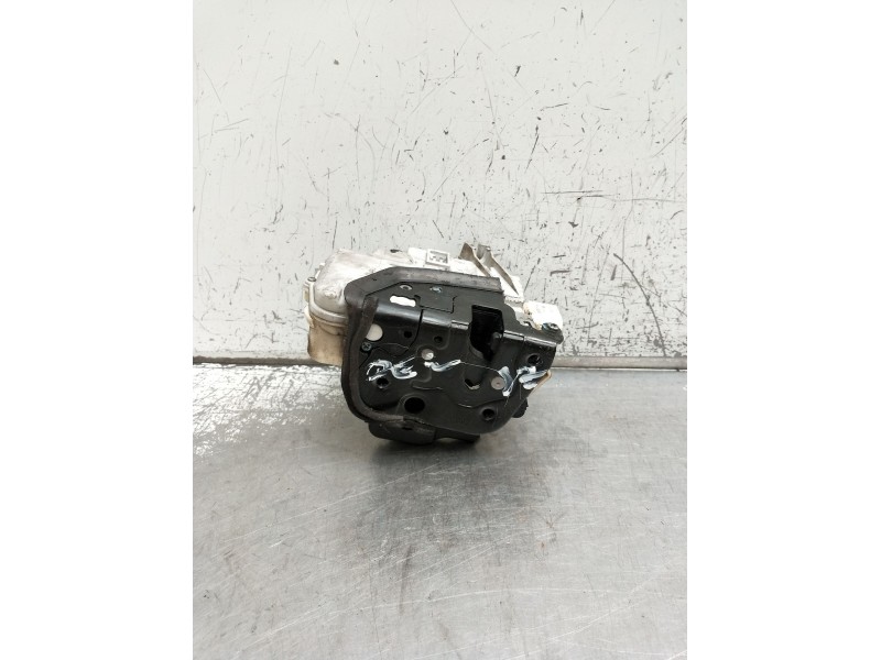 Recambio de motor cierre centralizado delantero izquierdo para audi a4 b7 (8ec) 2.0 tdi 16v referencia OEM IAM 8E1837015AA 4P 