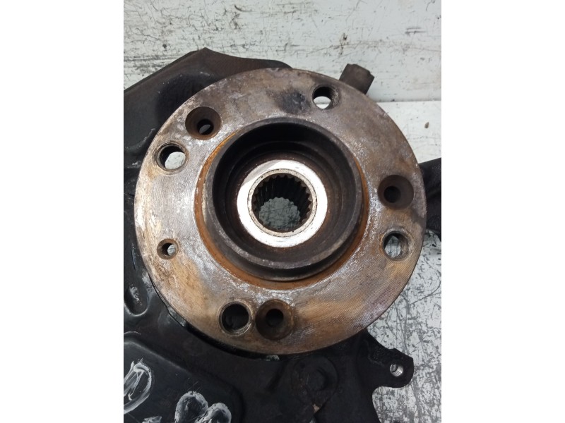 Recambio de mangueta delantera derecha para volkswagen polo (6n2) 1.9 sdi referencia OEM IAM   