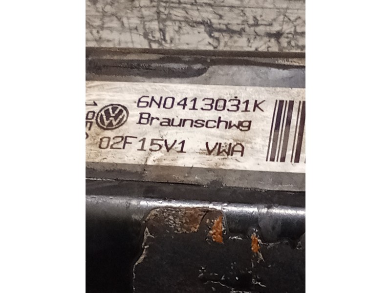 Recambio de amortiguador delantero derecho para volkswagen polo (6n2) 1.9 sdi referencia OEM IAM 6N0413031K  