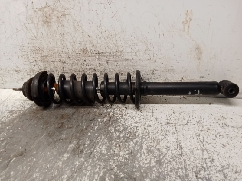 Recambio de amortiguador trasero izquierdo para volkswagen polo (6n2) 1.9 sdi referencia OEM IAM 343274  
