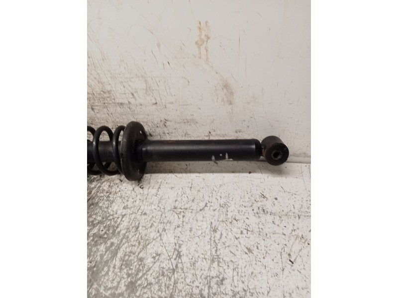 Recambio de amortiguador trasero izquierdo para volkswagen polo (6n2) 1.9 sdi referencia OEM IAM 343274  