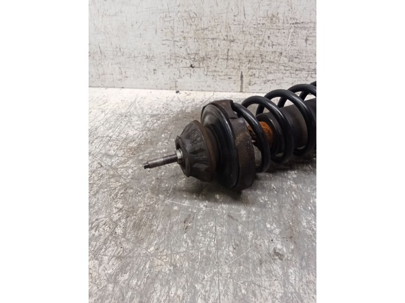 Recambio de amortiguador trasero izquierdo para volkswagen polo (6n2) 1.9 sdi referencia OEM IAM 343274  
