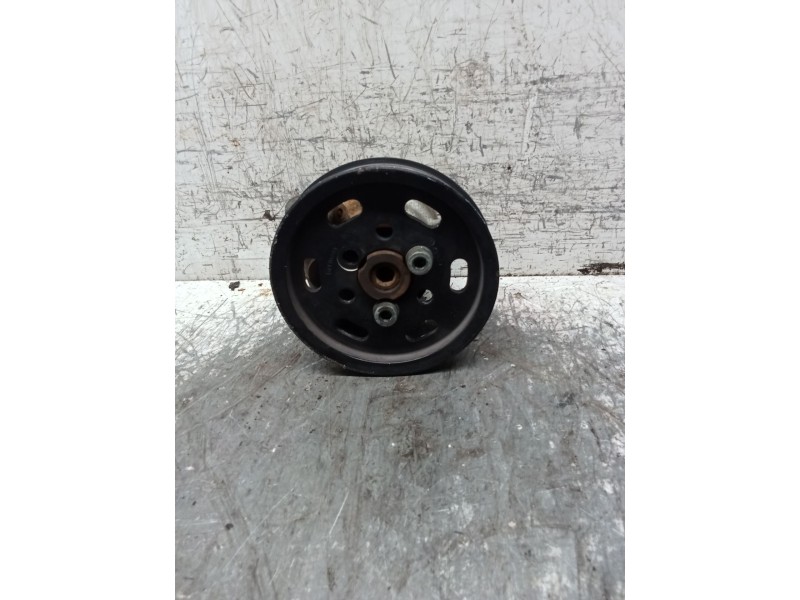 Recambio de bomba direccion para volkswagen polo (6n2) 1.9 sdi referencia OEM IAM 6N0422154A  