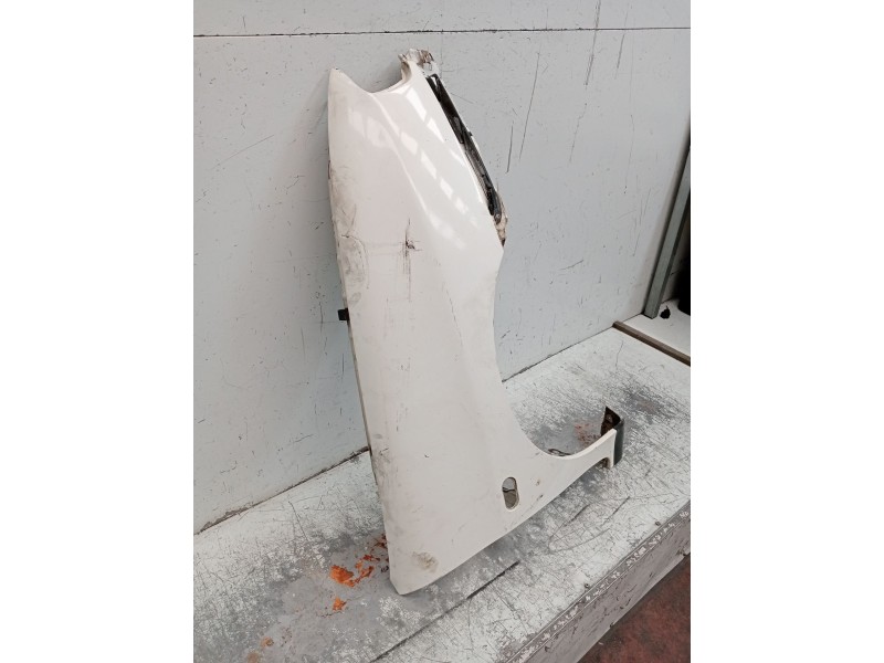 Recambio de aleta delantera derecha para seat ibiza ii (6k1) 1.4 i referencia OEM IAM   