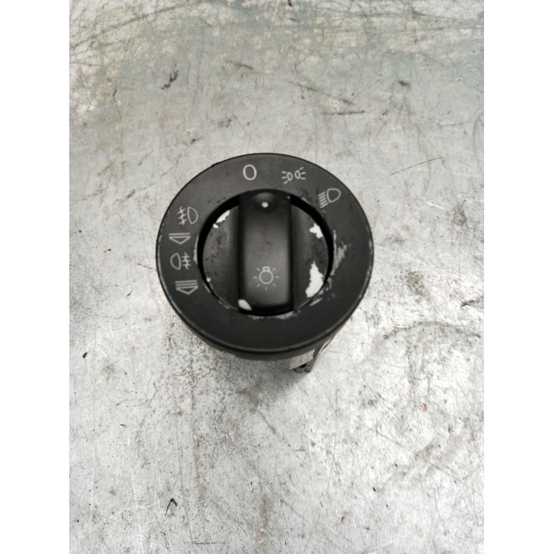 Recambio de mando luces para audi a4 b7 (8ec) 2.0 tdi 16v referencia OEM IAM 8E0941531C interruptor 