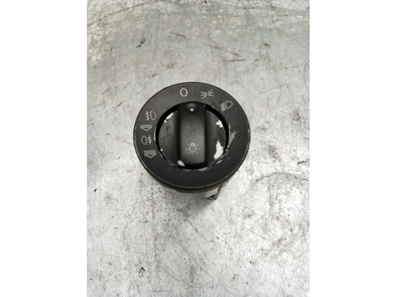 Recambio de mando luces para audi a4 b7 (8ec) 2.0 tdi 16v referencia OEM IAM 8E0941531C interruptor 