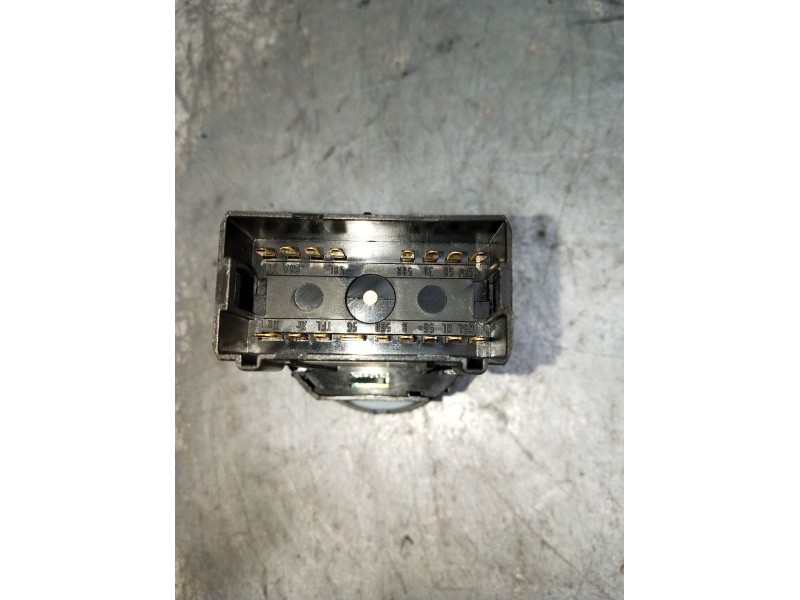 Recambio de mando luces para audi a4 b7 (8ec) 2.0 tdi 16v referencia OEM IAM 8E0941531C interruptor 