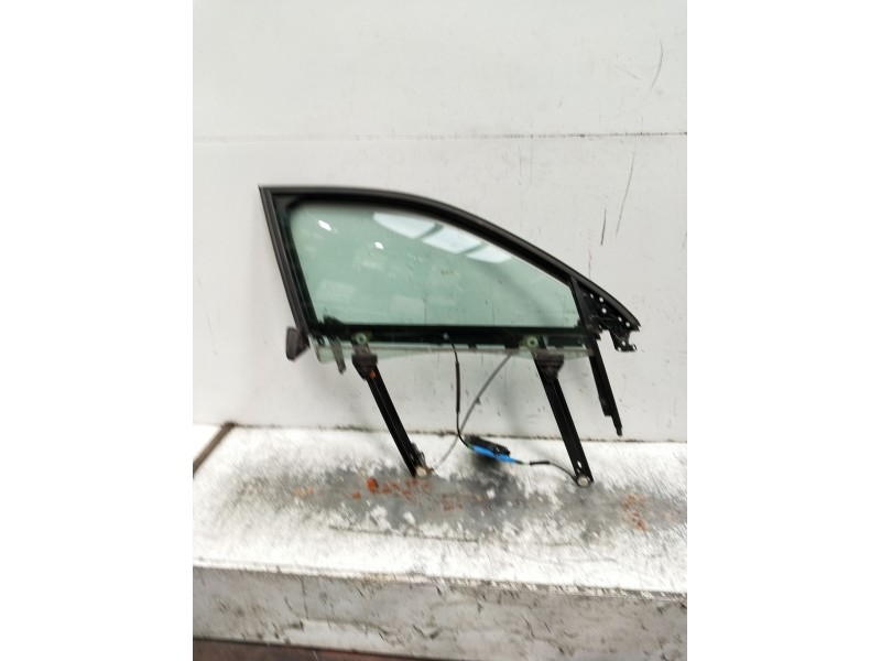 Recambio de elevalunas delantero derecho para audi a4 b7 (8ec) 2.0 tdi 16v referencia OEM IAM 8E0837462C 4P 8E0837630