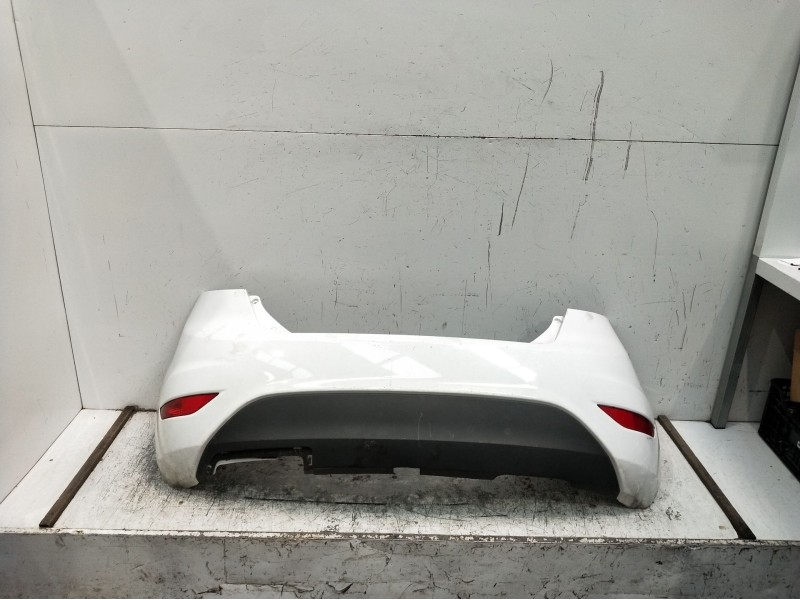 Recambio de paragolpes trasero para ford fiesta vi (cb1, ccn) 1.25 referencia OEM IAM 1730685  