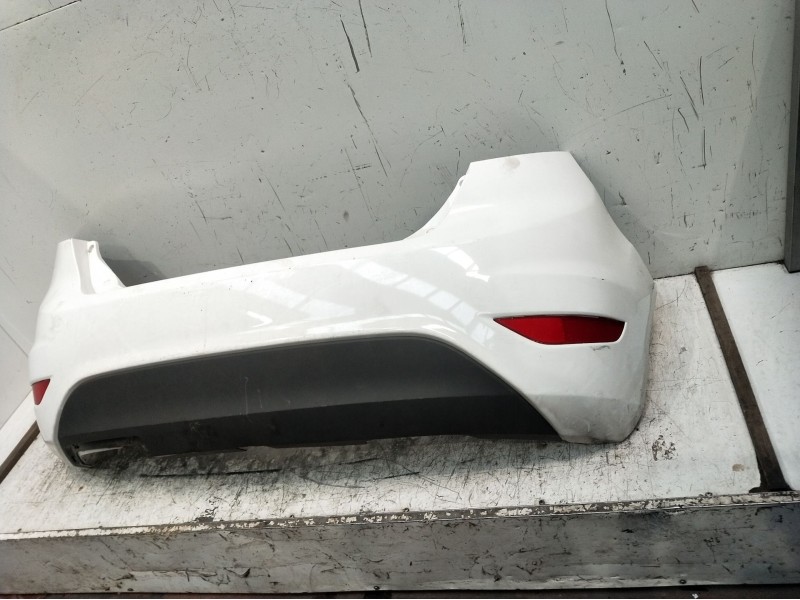 Recambio de paragolpes trasero para ford fiesta vi (cb1, ccn) 1.25 referencia OEM IAM 1730685  