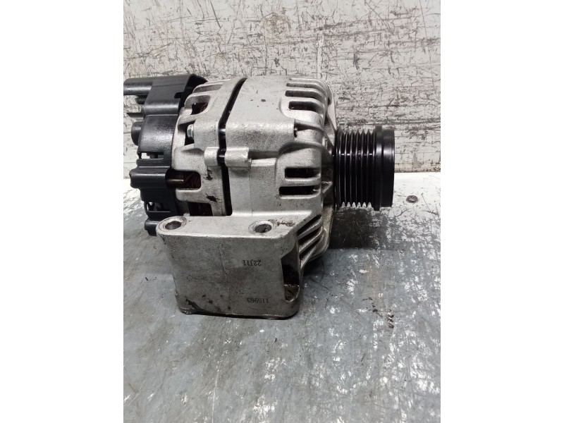 Recambio de alternador para opel combo tour 1.3 cdti 16v referencia OEM IAM   